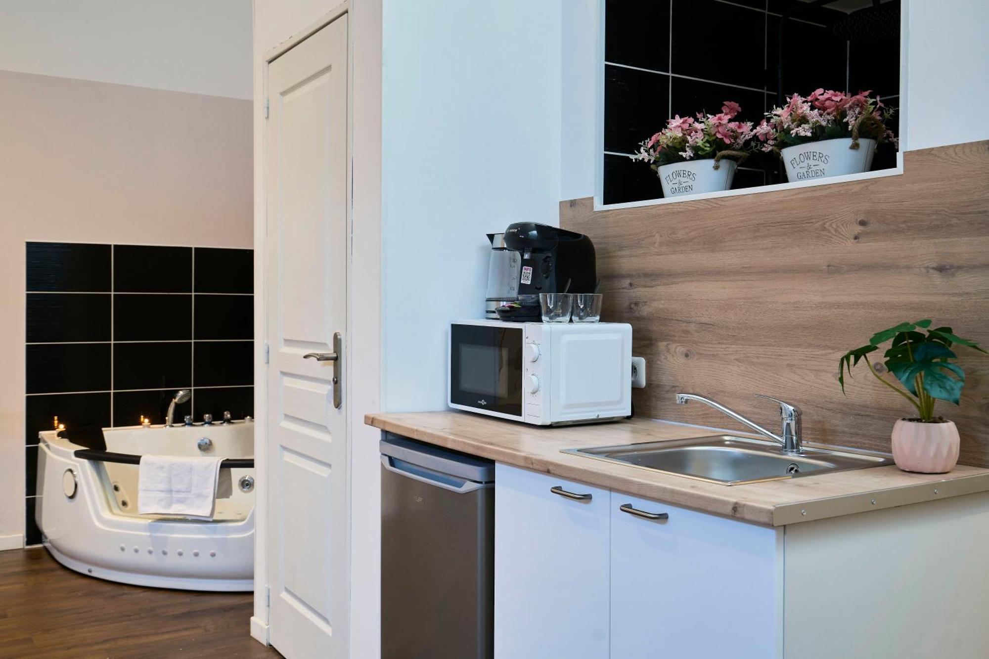 Ng Suitehome - Lille L L Mairie - Gare L Nain - Grand - Balneo - Netflix - Wifi